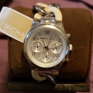 Michael Kors Alabaster Runway Twist Watch